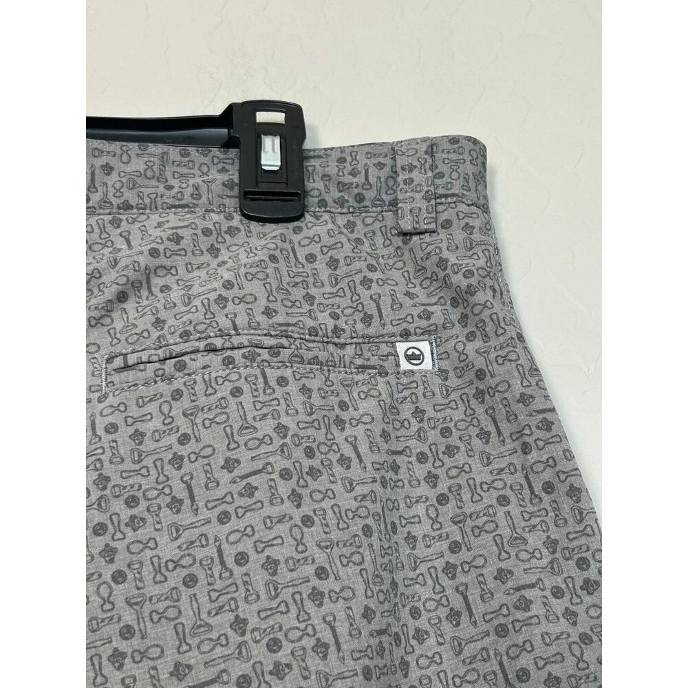 Peter Millar Golf Shorts Mens 36 Gray Performance Golf Tee Geometric Print